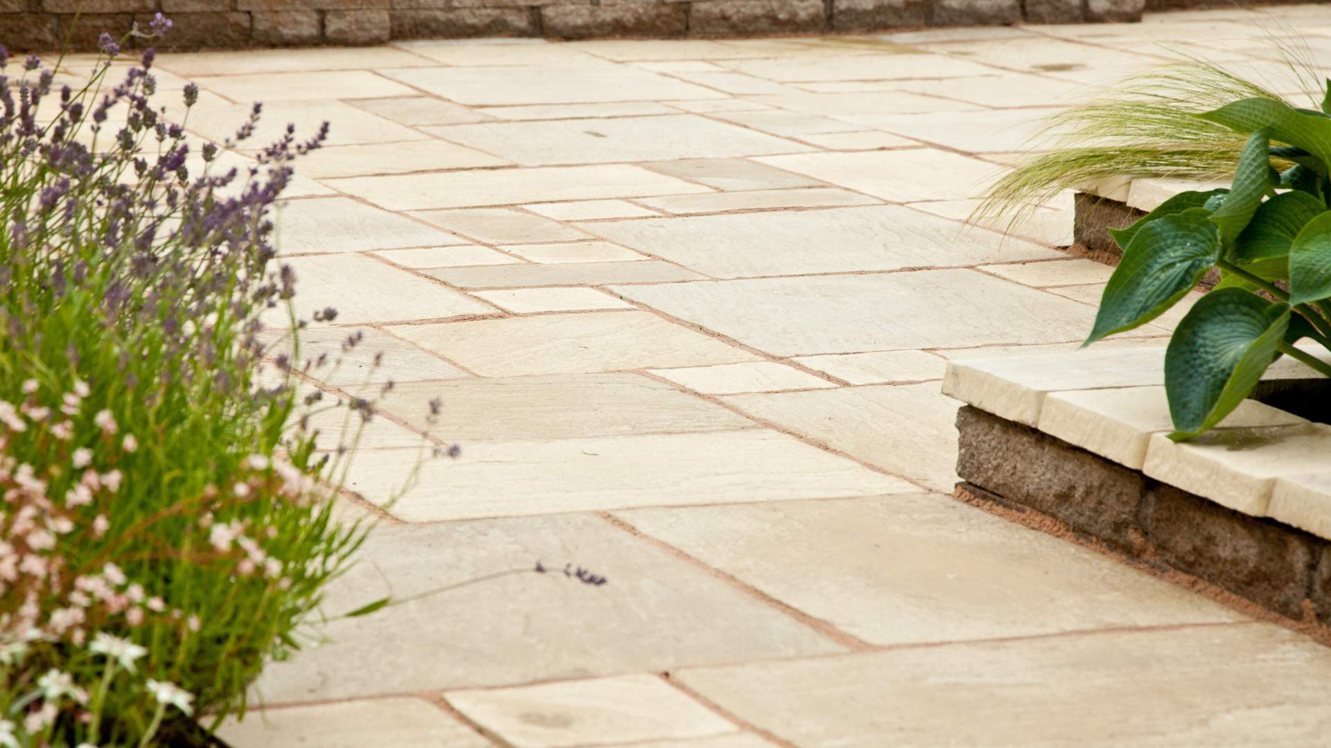 Travertine Paving Img